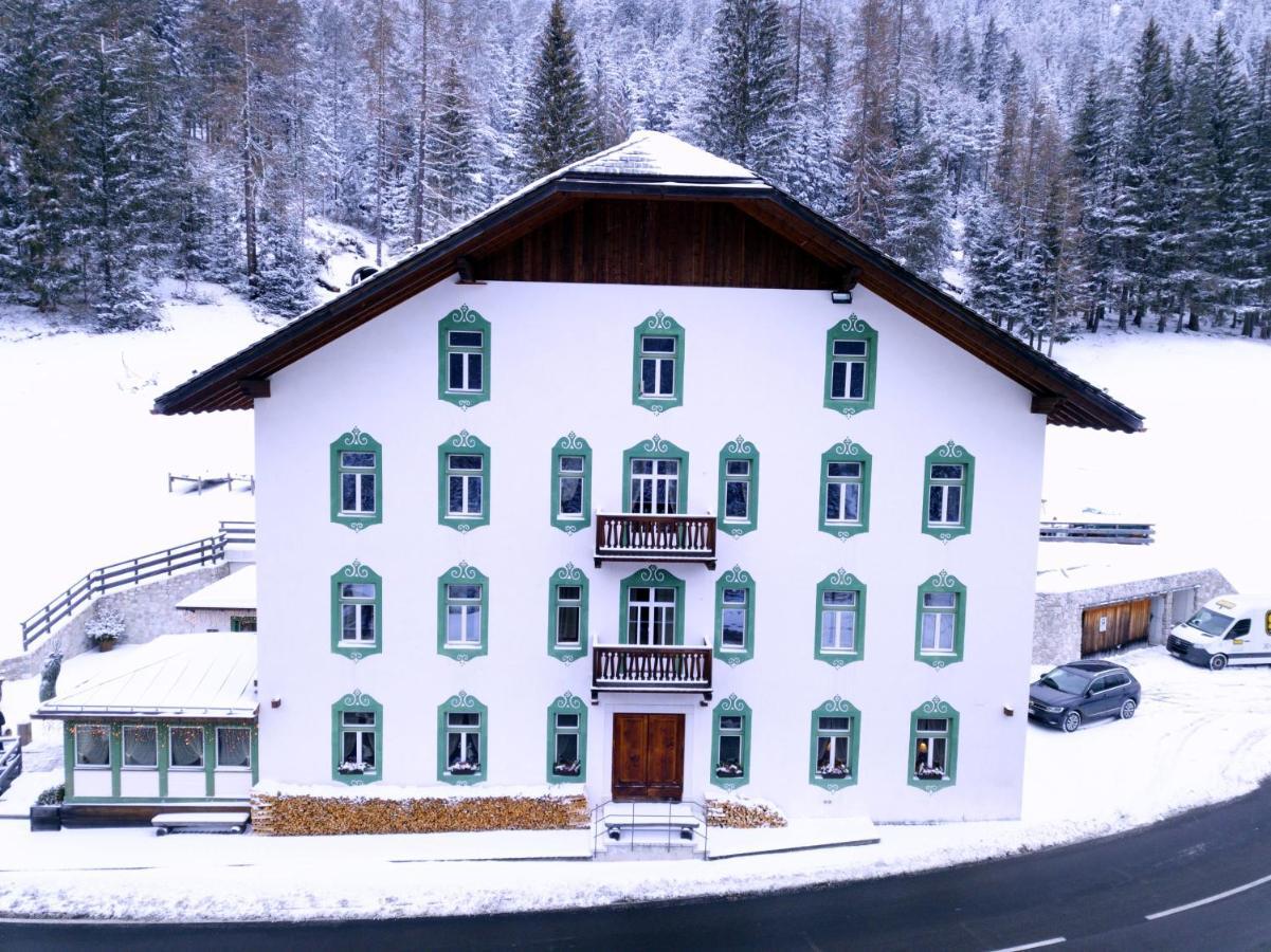 Ristorante Rifugio Ospitale Hotel Cortina dʼAmpezzo Exterior foto